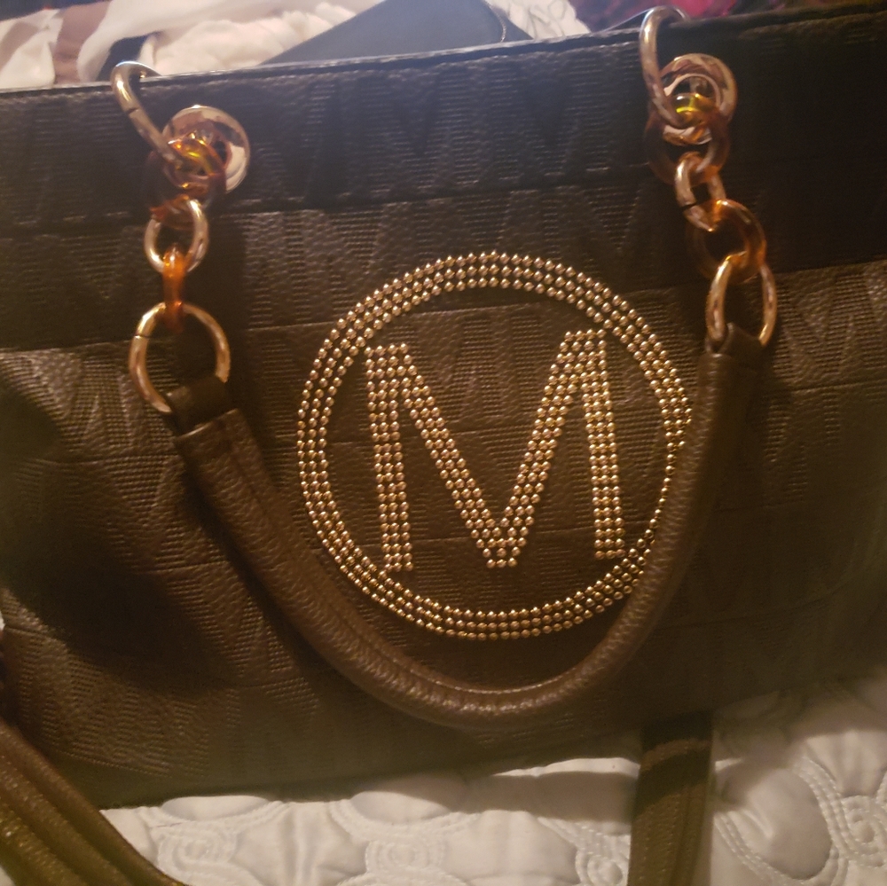 Purse - Picture 2 of 4